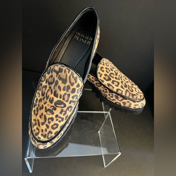 Donald Pliner Leopard Print Loafers Platform Lugged Black Tan Women’s 17.5 - Picture 1 of 10